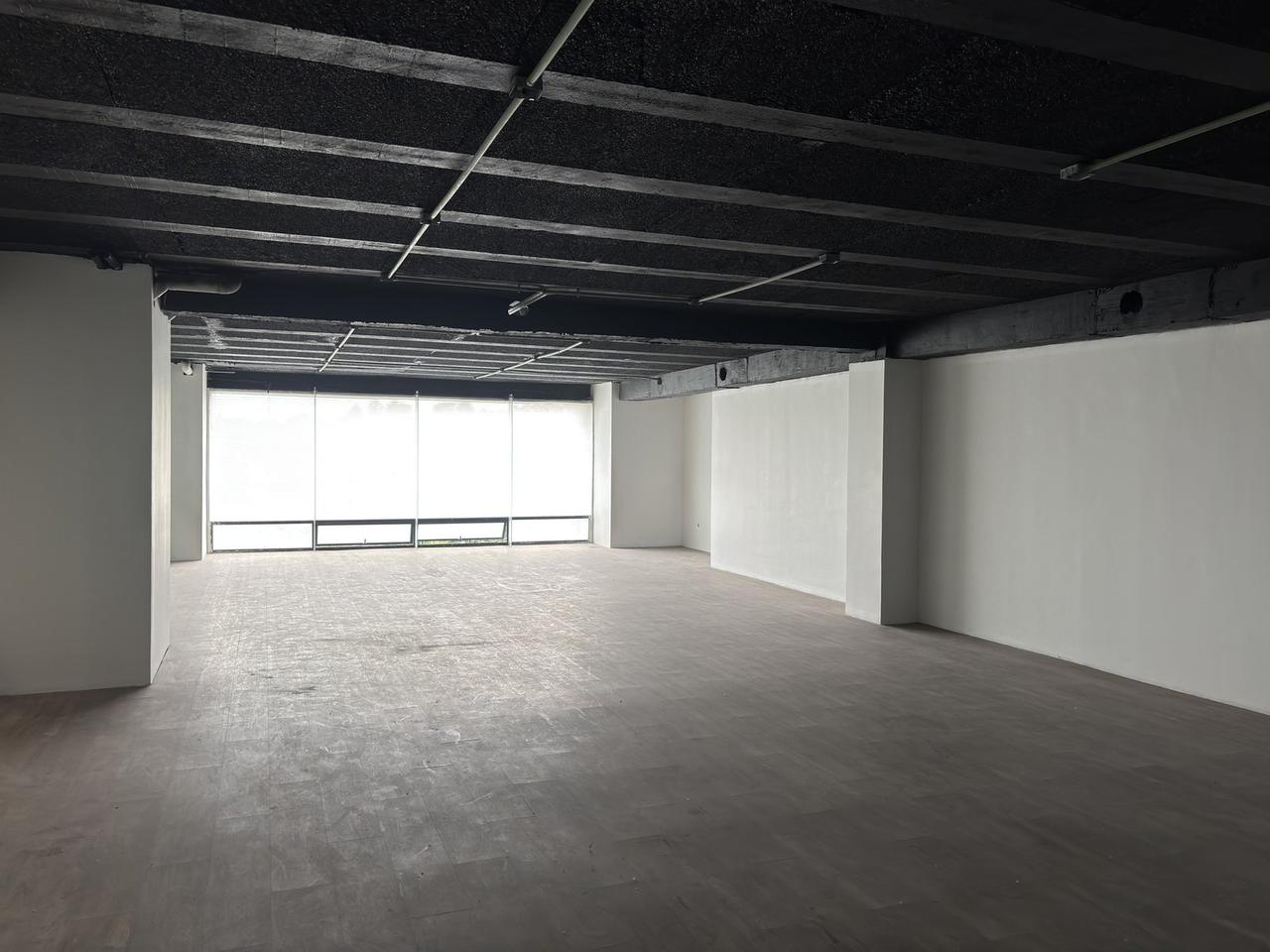 Oficina Plaza La Antigua E1 N3 (217 m²) — vista principal